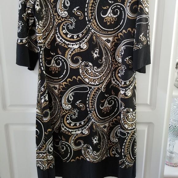 PLUS SIZE - DRESS - Picture 5 of 6